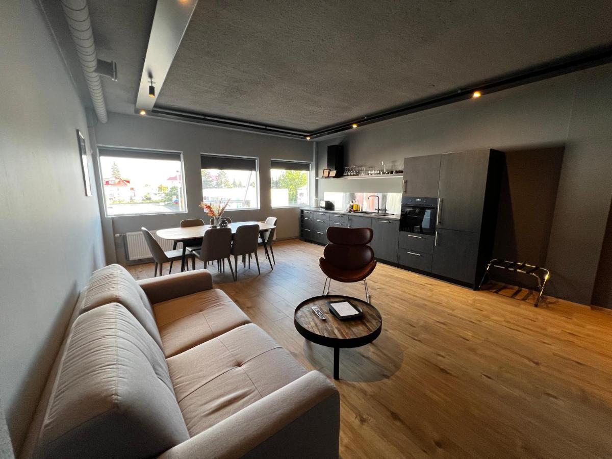 Tb Apartment Акурейрі Екстер'єр фото